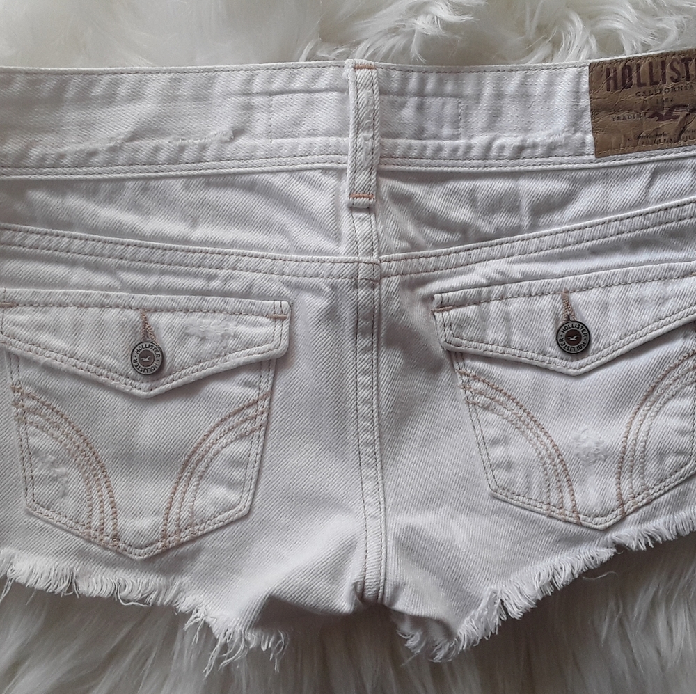 Hollister White Button Pocket Cutoff Shorts 1